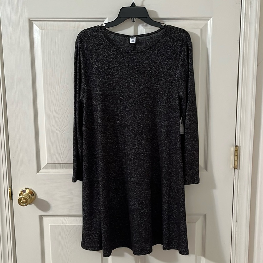 Old navy long sleeve dress. Size large petite. New with tags